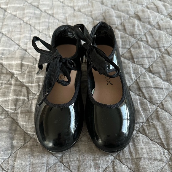 Other - Tap shoes